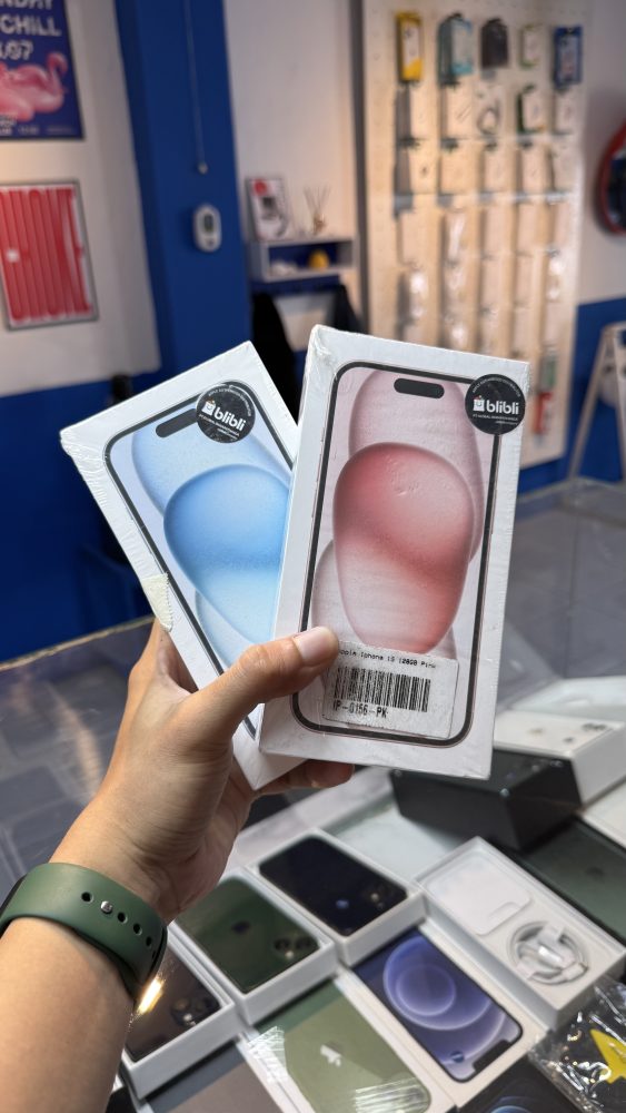 NEW iphone 15 128gb iBox
