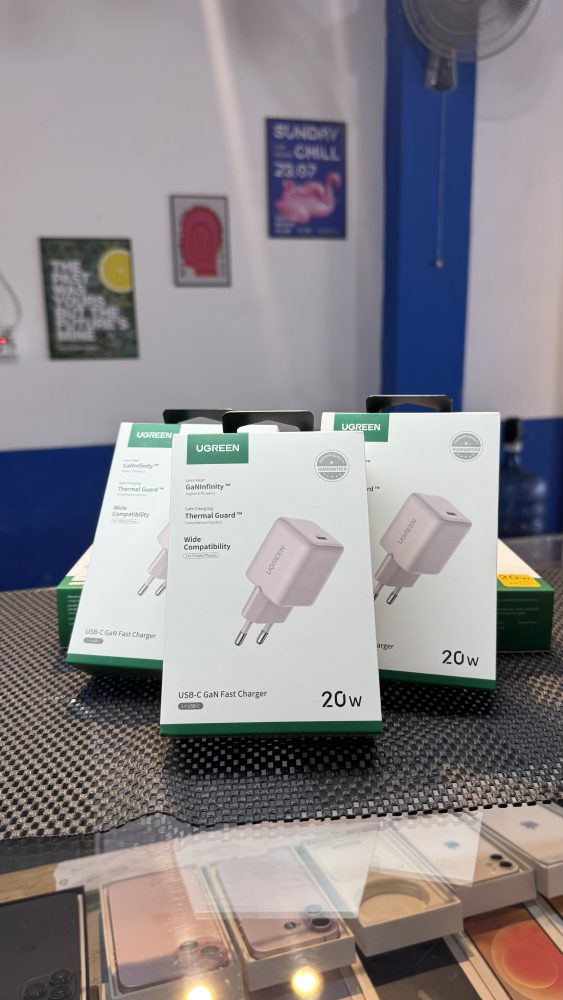 UGREEN adaptore 20w Pink
