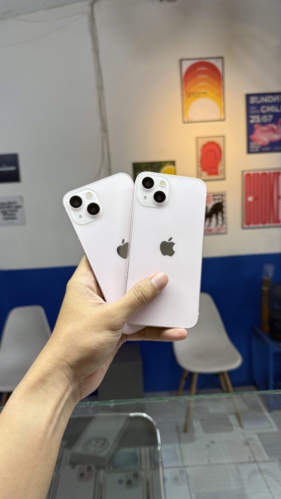 Iphone 13 256gb inter all op Putih & Pink